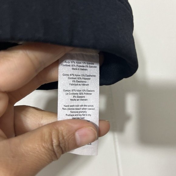 ALO YOGA WOMENS HALF MOON SPORTS BRA IN BLACK SIZE SMALL EUC - Picture 5 of 8